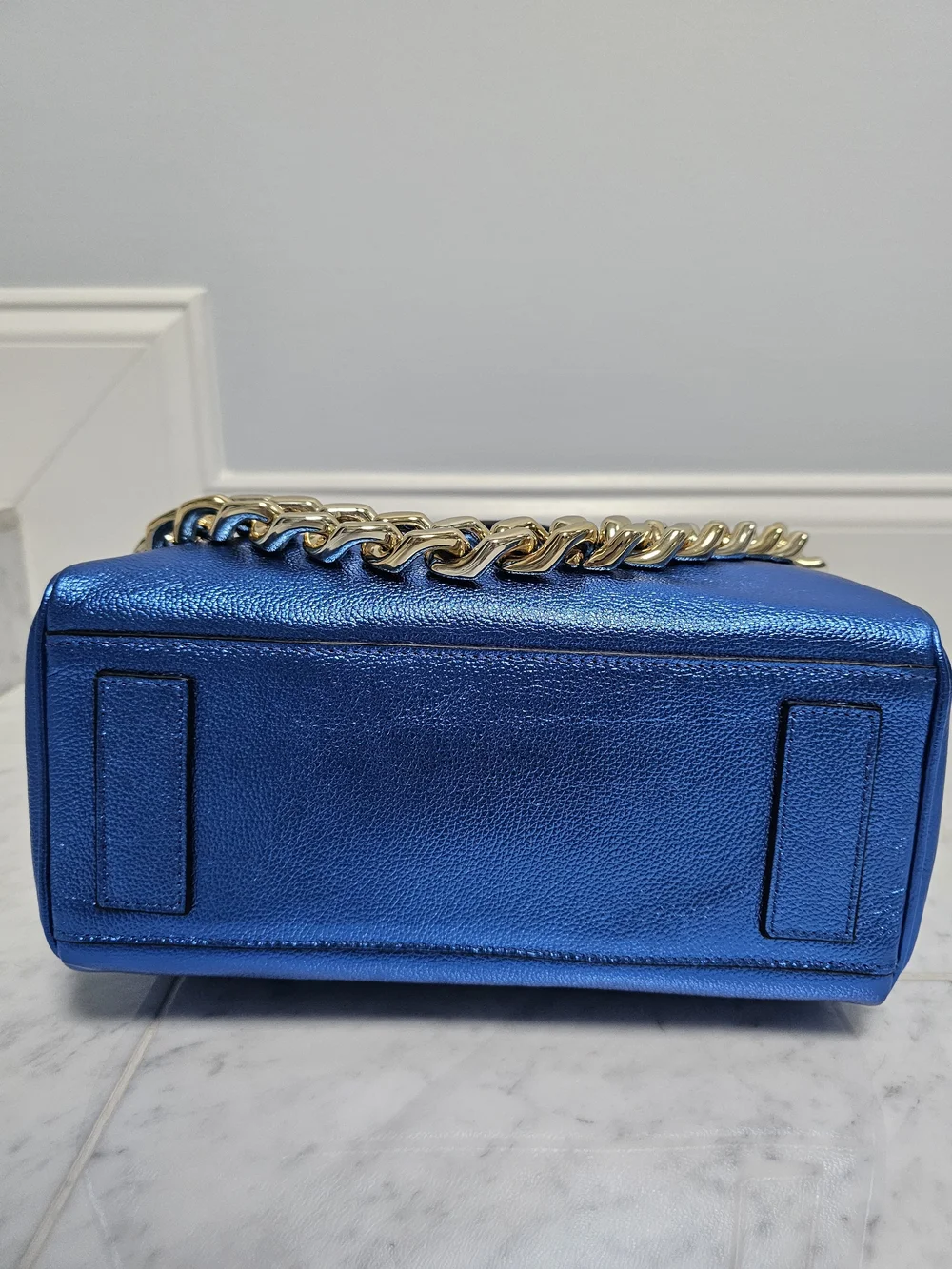 Metallic Blue Top-Handle Satchel with Gold Chain Accent - Picture 4 of 13